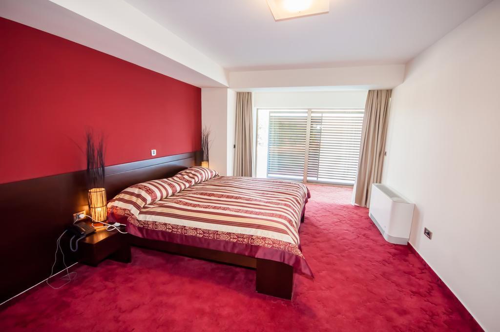 Hotel Maxim Božava Kamer foto
