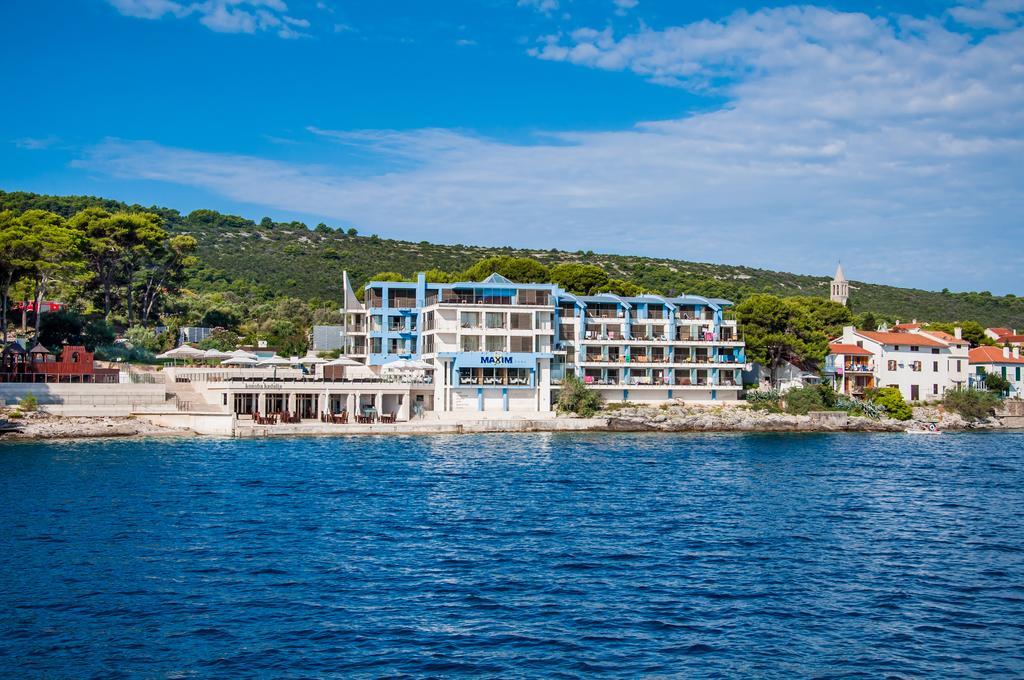 Hotel Maxim Božava Buitenkant foto