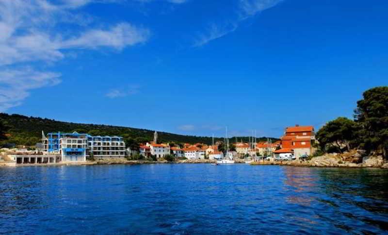 Hotel Maxim Božava Buitenkant foto